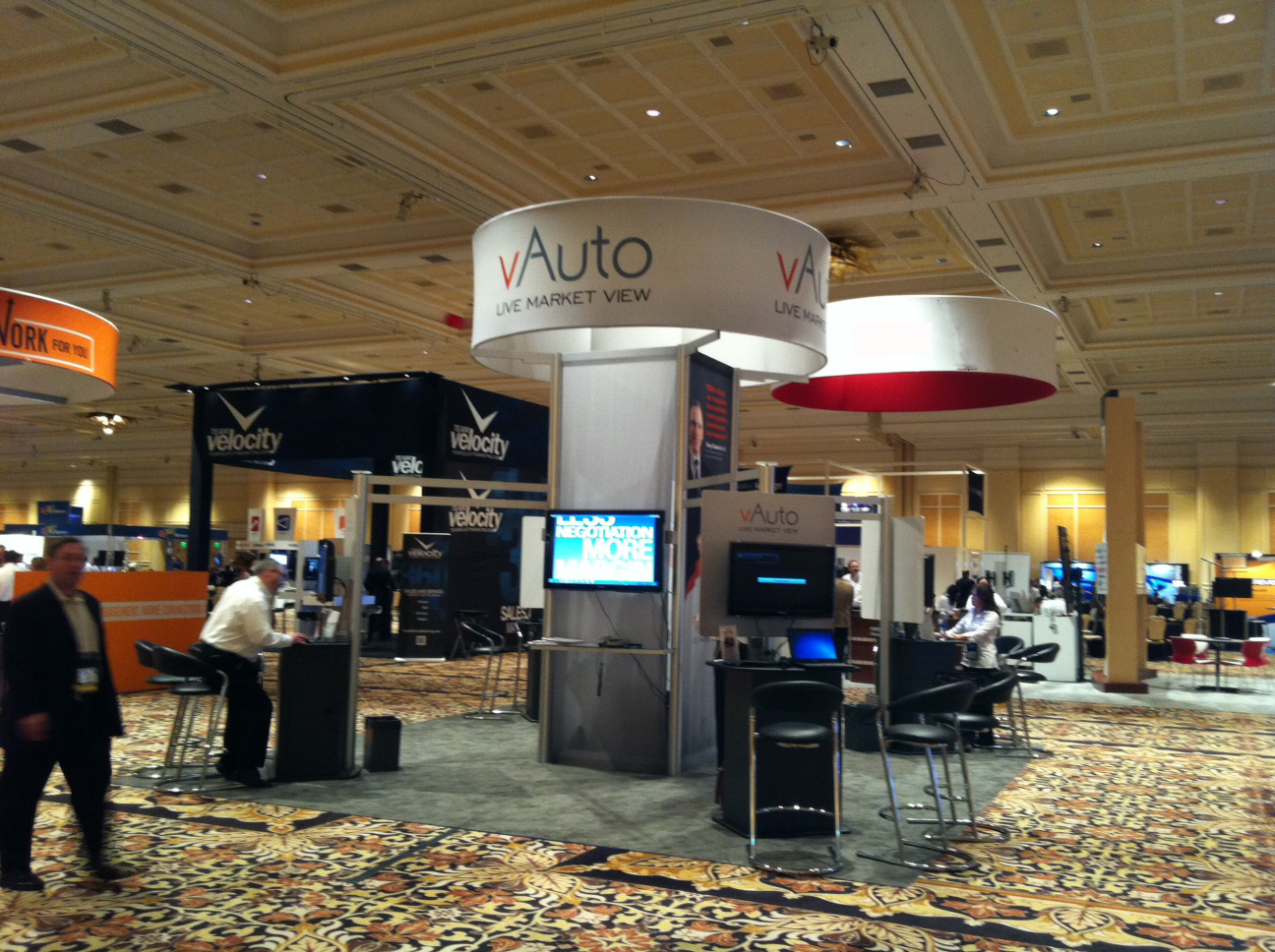 vAuto Shares Velocity Principles at Digital Dealer Dale Pollak
